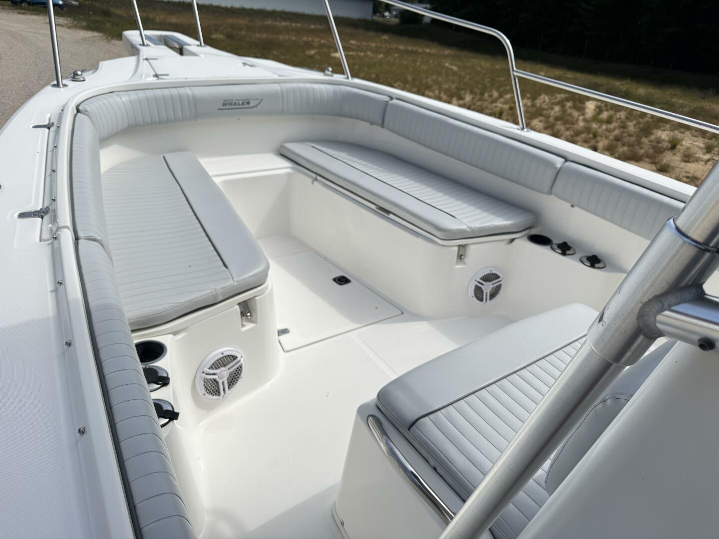 Slide: The Image of Boston Whaler 260 Outrage 2002 - 5638298