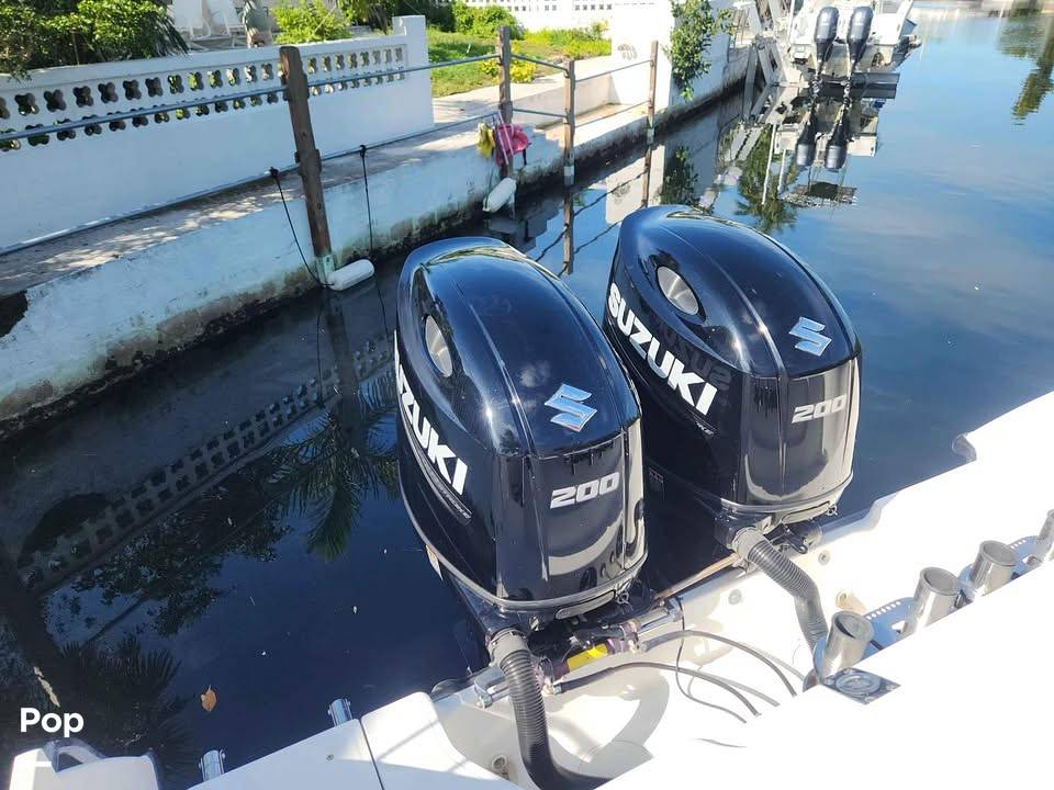 Slide: The Image of Boston Whaler 26 Conquest 2001 - 15424687