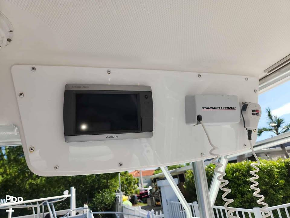 Slide: The Image of Boston Whaler 26 Conquest 2001 - 15424693