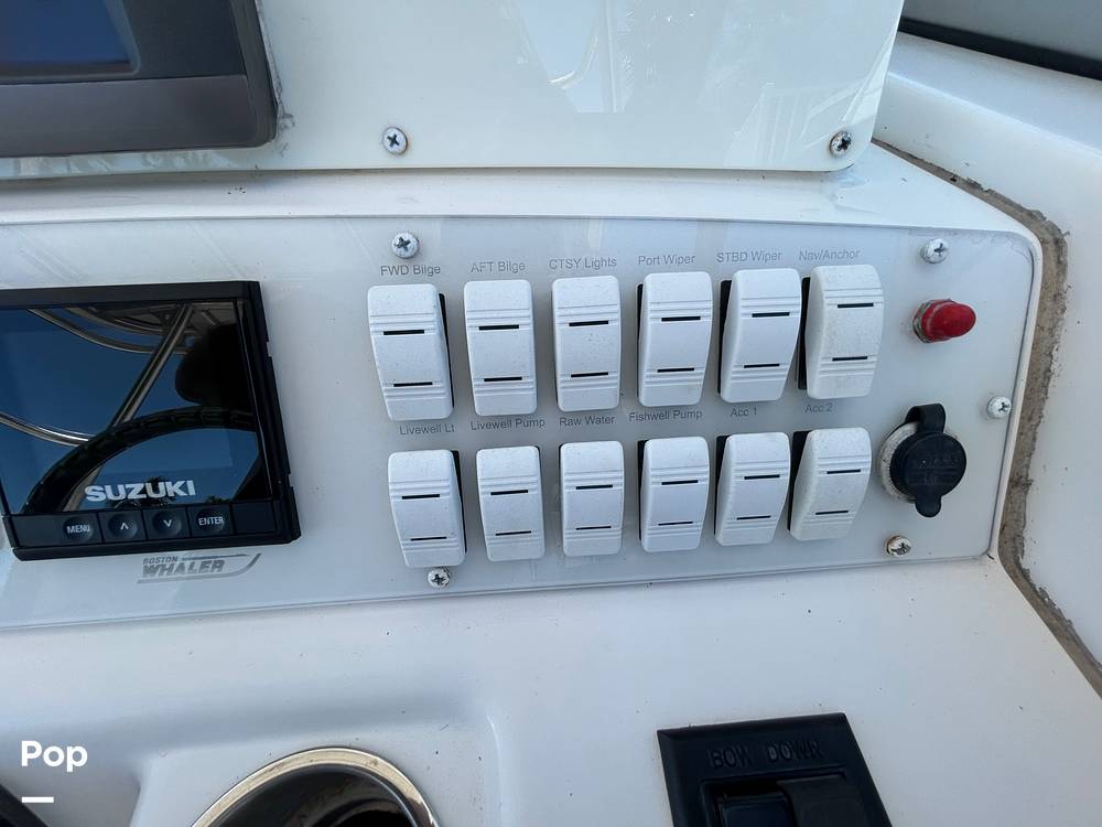 Slide: The Image of Boston Whaler 26 Conquest 2001 - 15457912