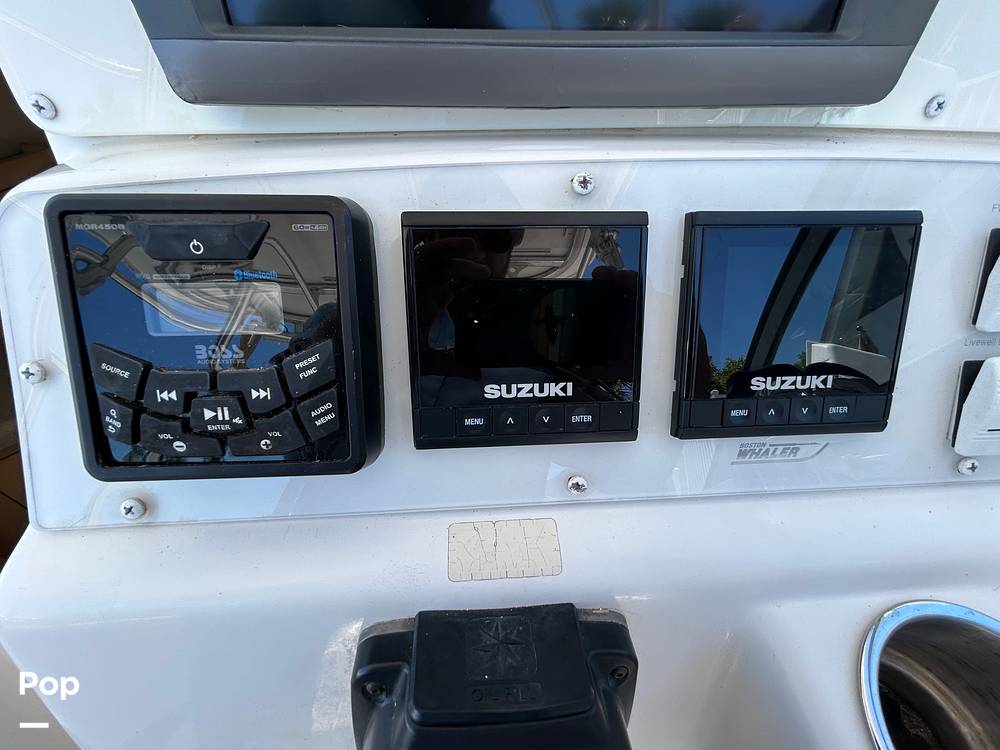 Slide: The Image of Boston Whaler 26 Conquest 2001 - 15457915