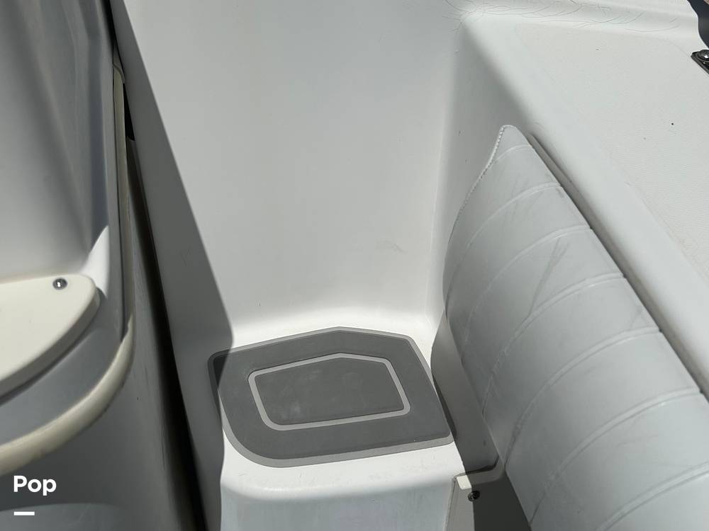 Slide: The Image of Boston Whaler 26 Conquest 2001 - 15457937