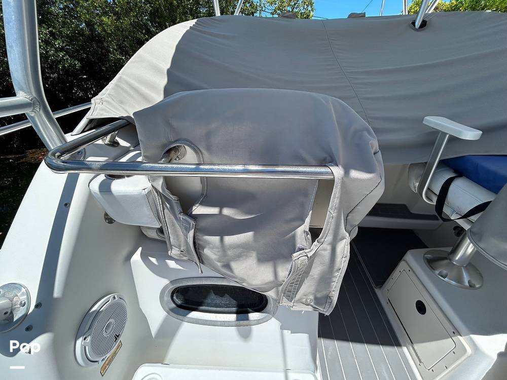 Slide: The Image of Boston Whaler 26 Conquest 2001 - 15457974