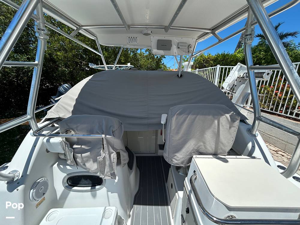 Slide: The Image of Boston Whaler 26 Conquest 2001 - 15457975