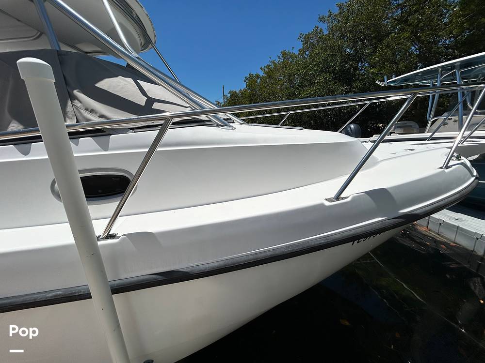 Slide: The Image of Boston Whaler 26 Conquest 2001 - 15457976