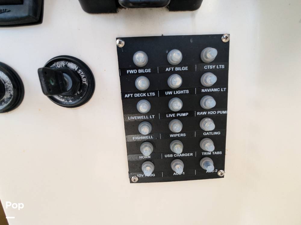 Slide: The Image of Boston Whaler 26 Conquest 2001 - 15141048