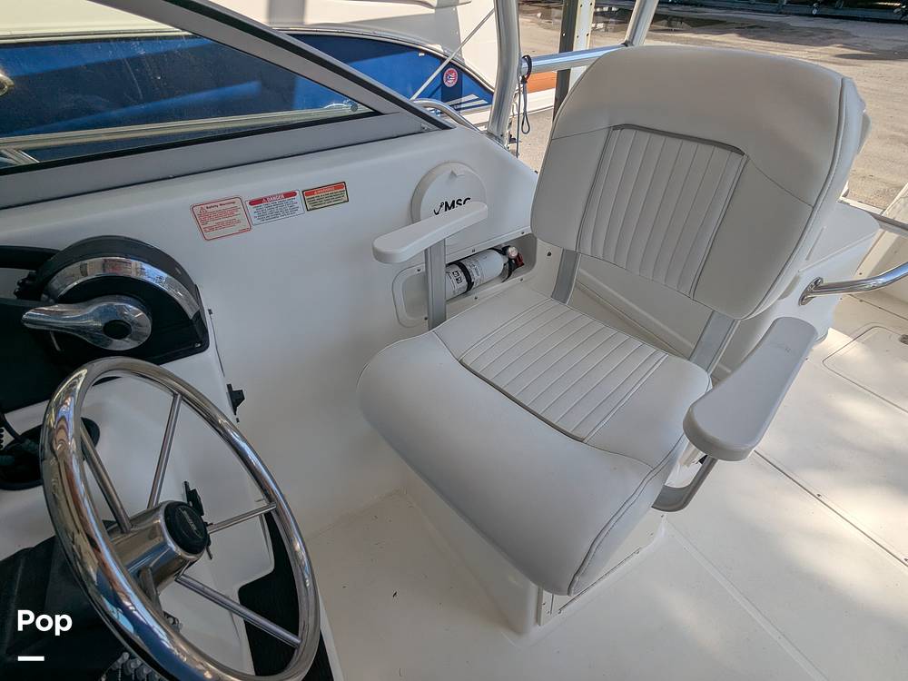 Slide: The Image of Boston Whaler 26 Conquest 2001 - 15141069