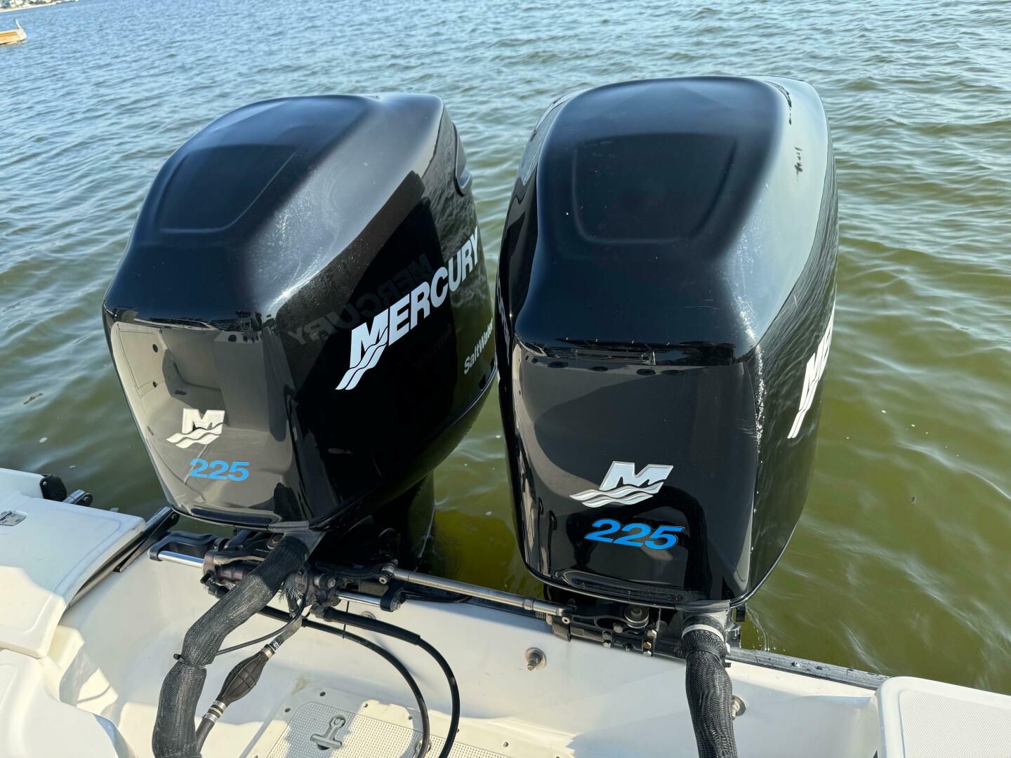 Slide: The Image of Boston Whaler 26 Outrage 2001 - 4730386