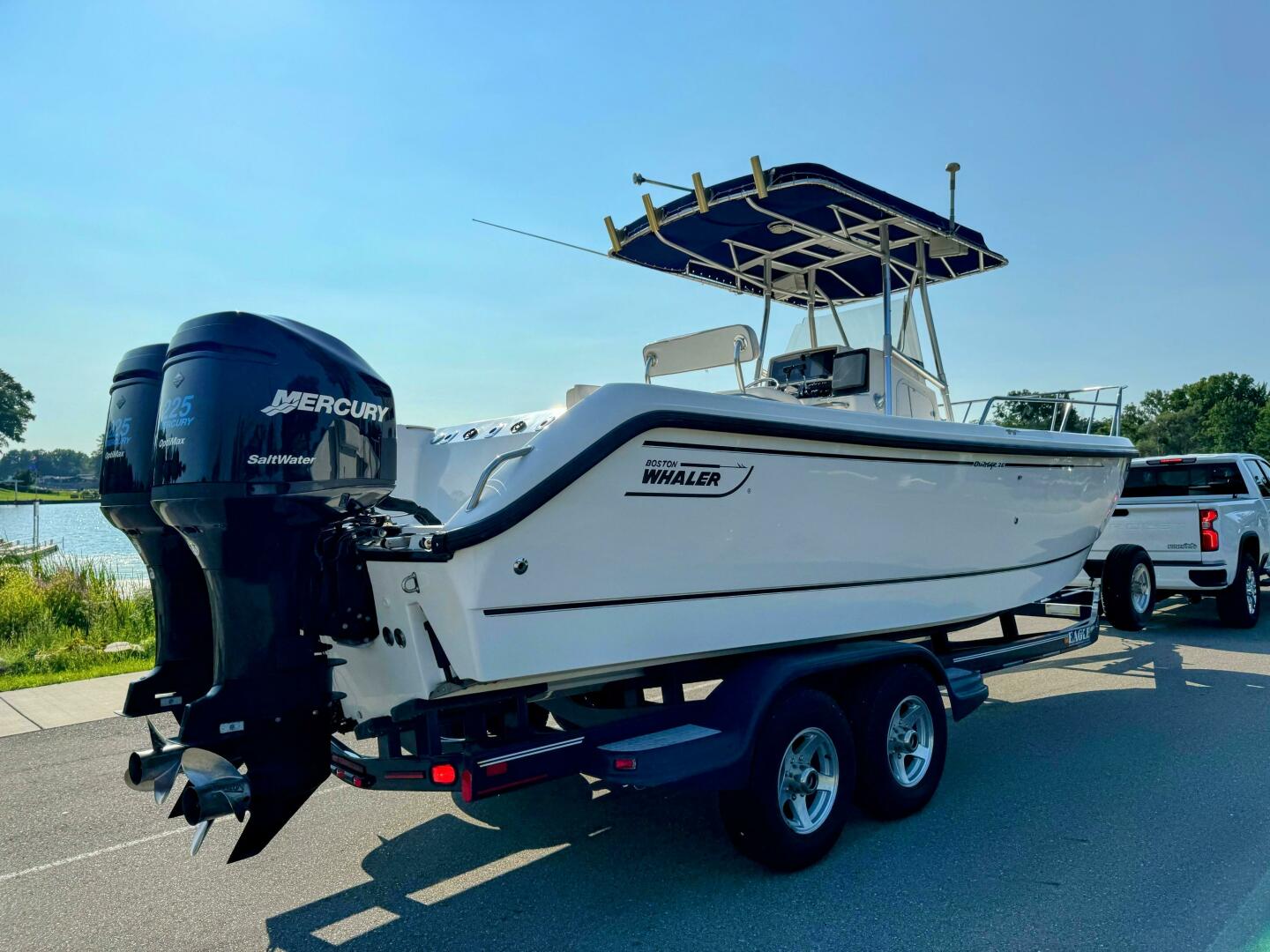 Slide: The Image of Boston Whaler 26 Outrage 2001 - 4730390