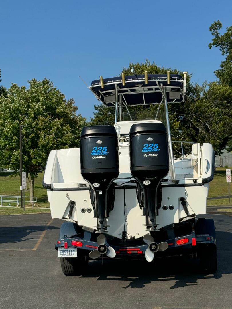 Slide: The Image of Boston Whaler 26 Outrage 2001 - 4730393
