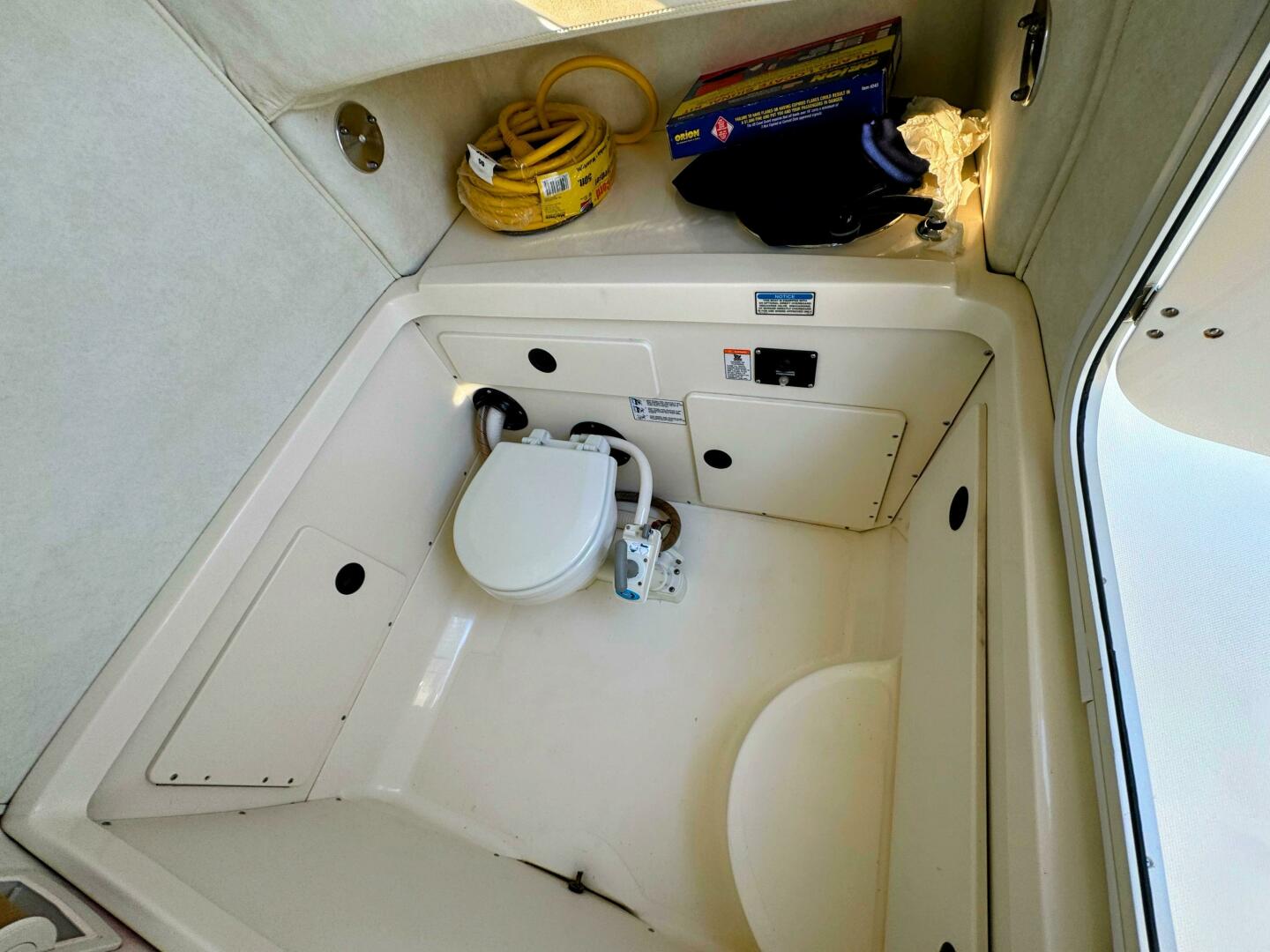 Slide: The Image of Boston Whaler 26 Outrage 2001 - 4730404