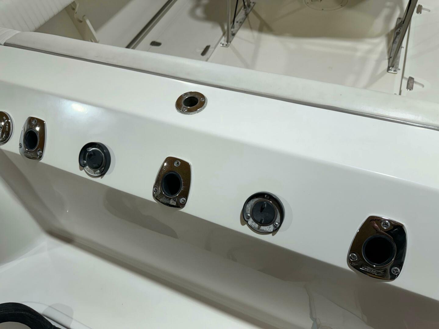Slide: The Image of Boston Whaler 26 Outrage 2001 - 4730407