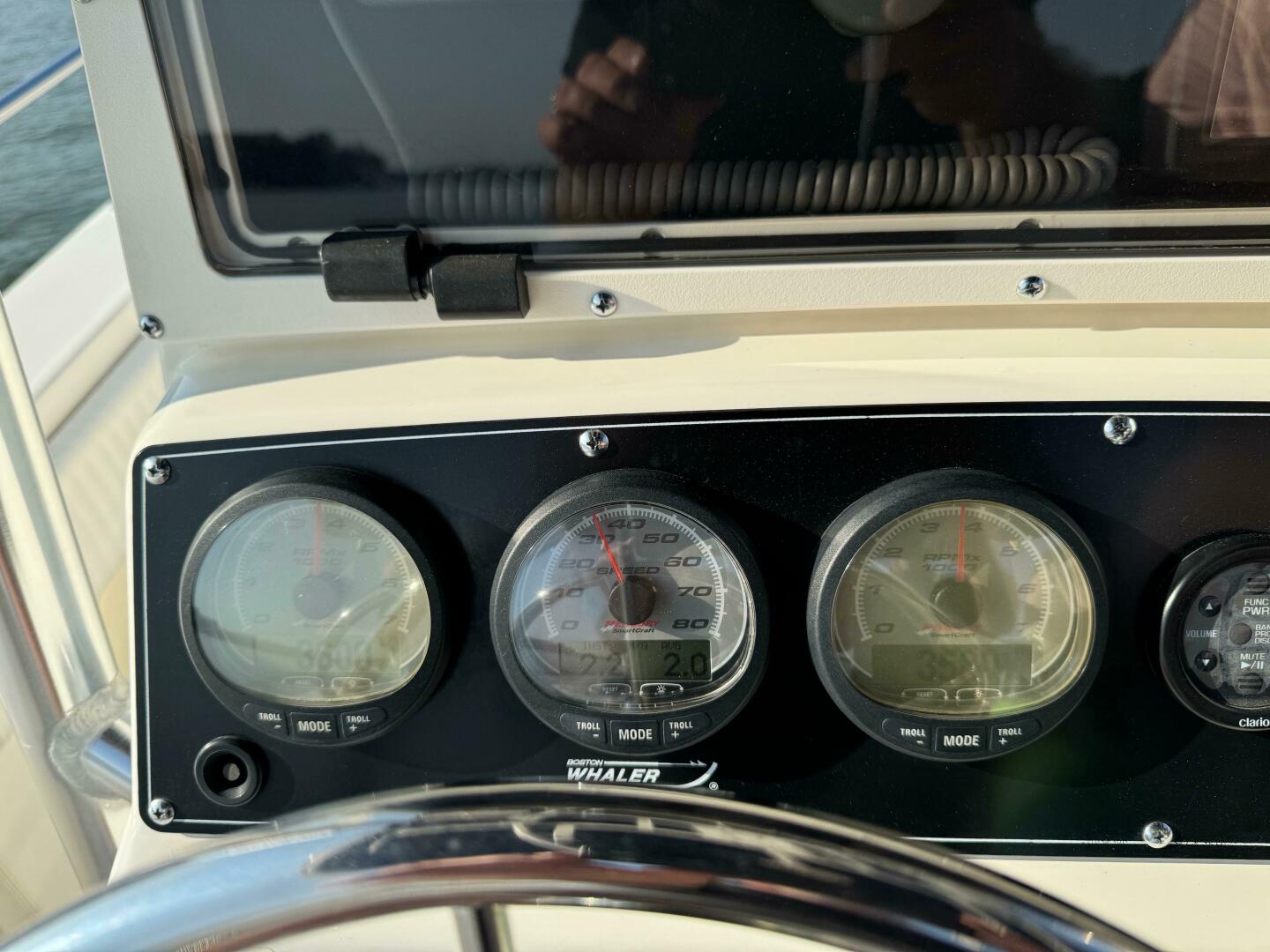 Slide: The Image of Boston Whaler 26 Outrage 2001 - 4730411