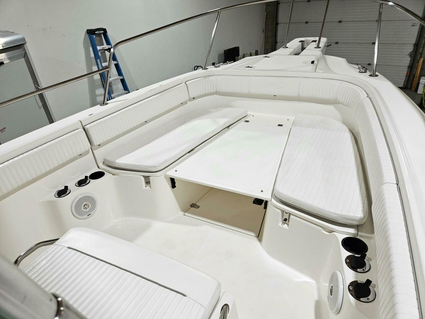 Slide: The Image of Boston Whaler 26 Outrage 2001 - 4730432