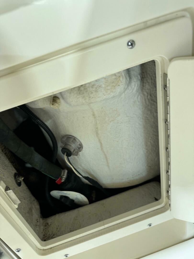 Slide: The Image of Boston Whaler 26 Outrage 2001 - 4730424