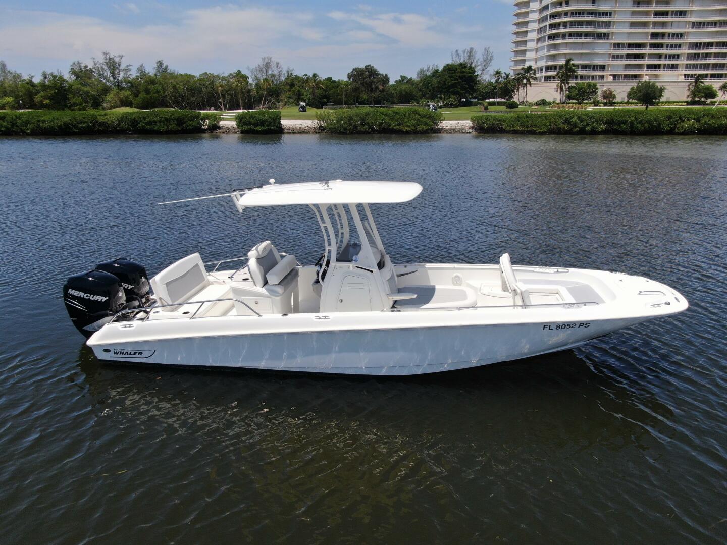 Slide: The Image of 2014 Boston Whaler 270 Dauntless - 4577817