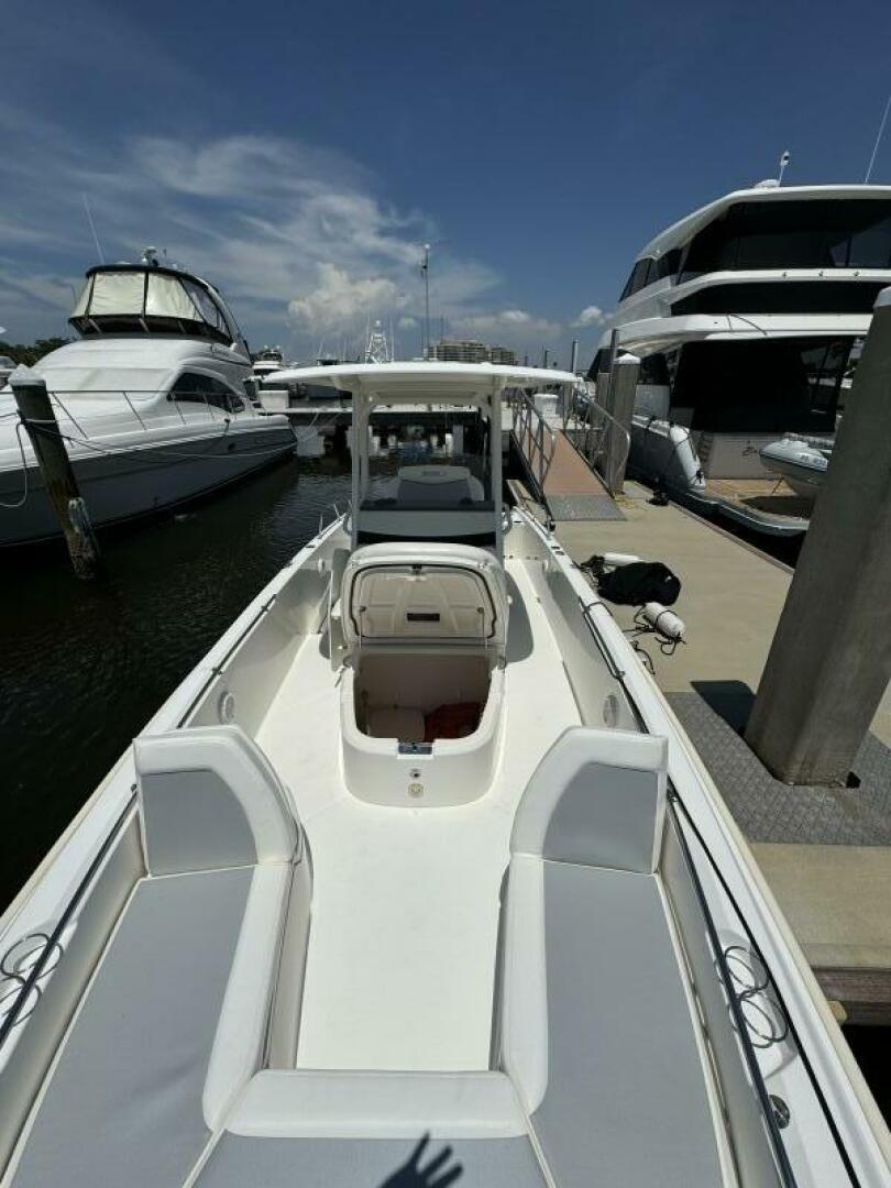 Slide: The Image of 2014 Boston Whaler 270 Dauntless - 4577784