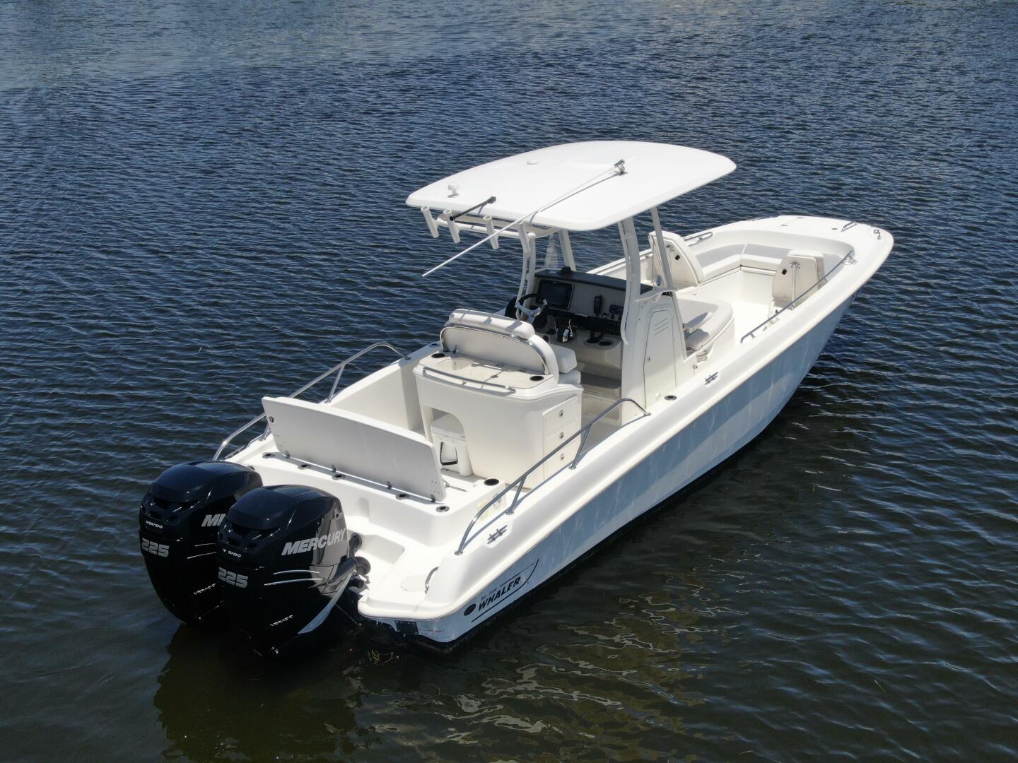 Slide: The Image of 2014 Boston Whaler 270 Dauntless - 4577809