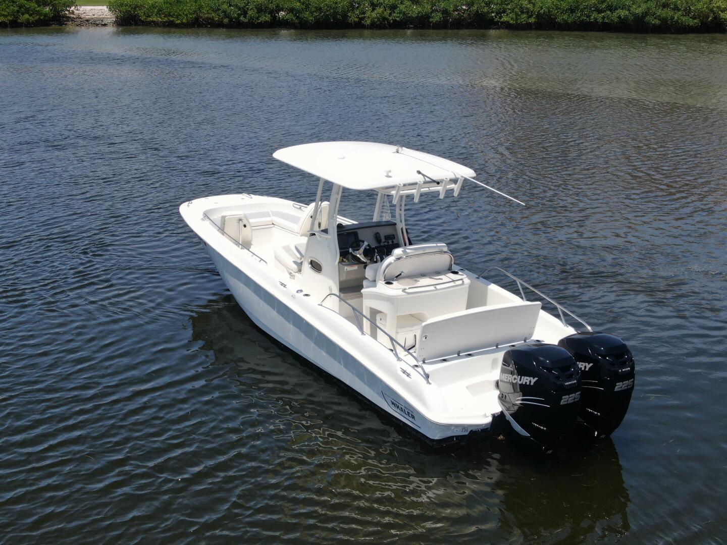 Slide: The Image of 2014 Boston Whaler 270 Dauntless - 4577799