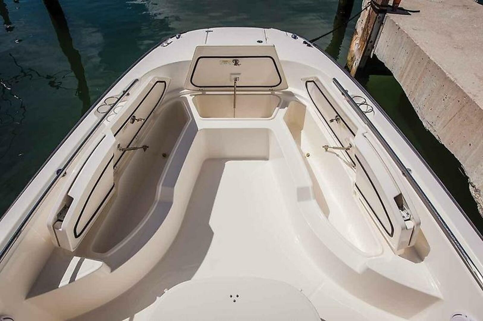 Slide: The Image of Boston Whaler 270 Dauntless 2019 - 5615942