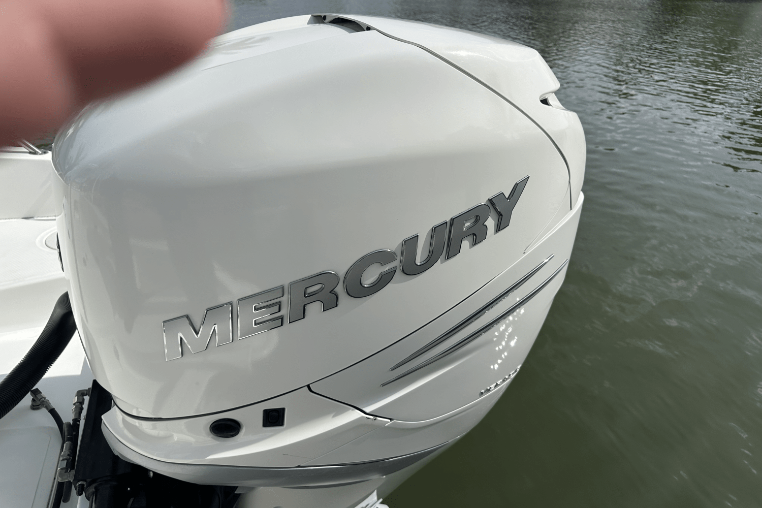 Slide: The Image of Boston Whaler 270 DAUNTLESS 2019 - 20