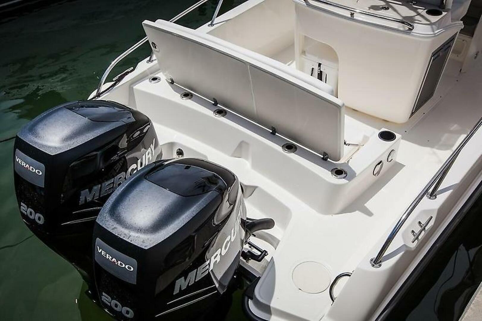 Slide: The Image of Boston Whaler 270 Dauntless 2019 - 5615960