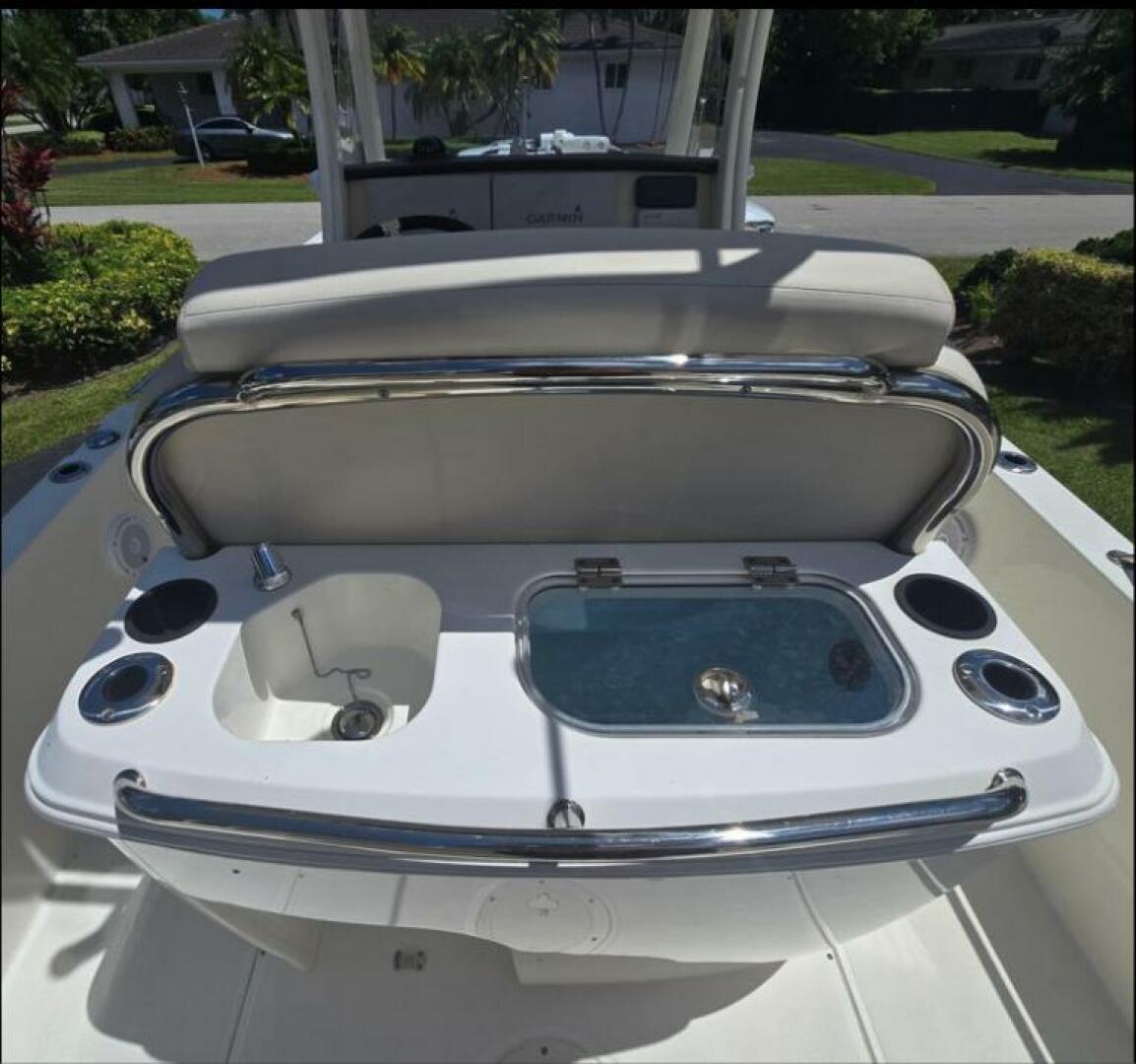 Slide: The Image of Boston Whaler 270 Dauntless 2019 - 5615898