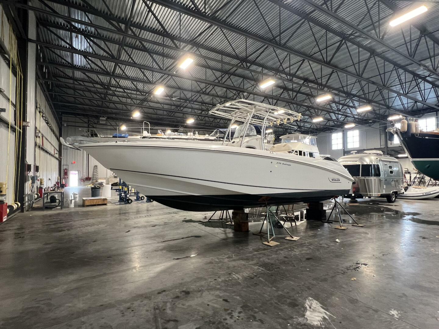 Slide: The Image of Boston Whaler 270 Outrage 2004 - 5449634