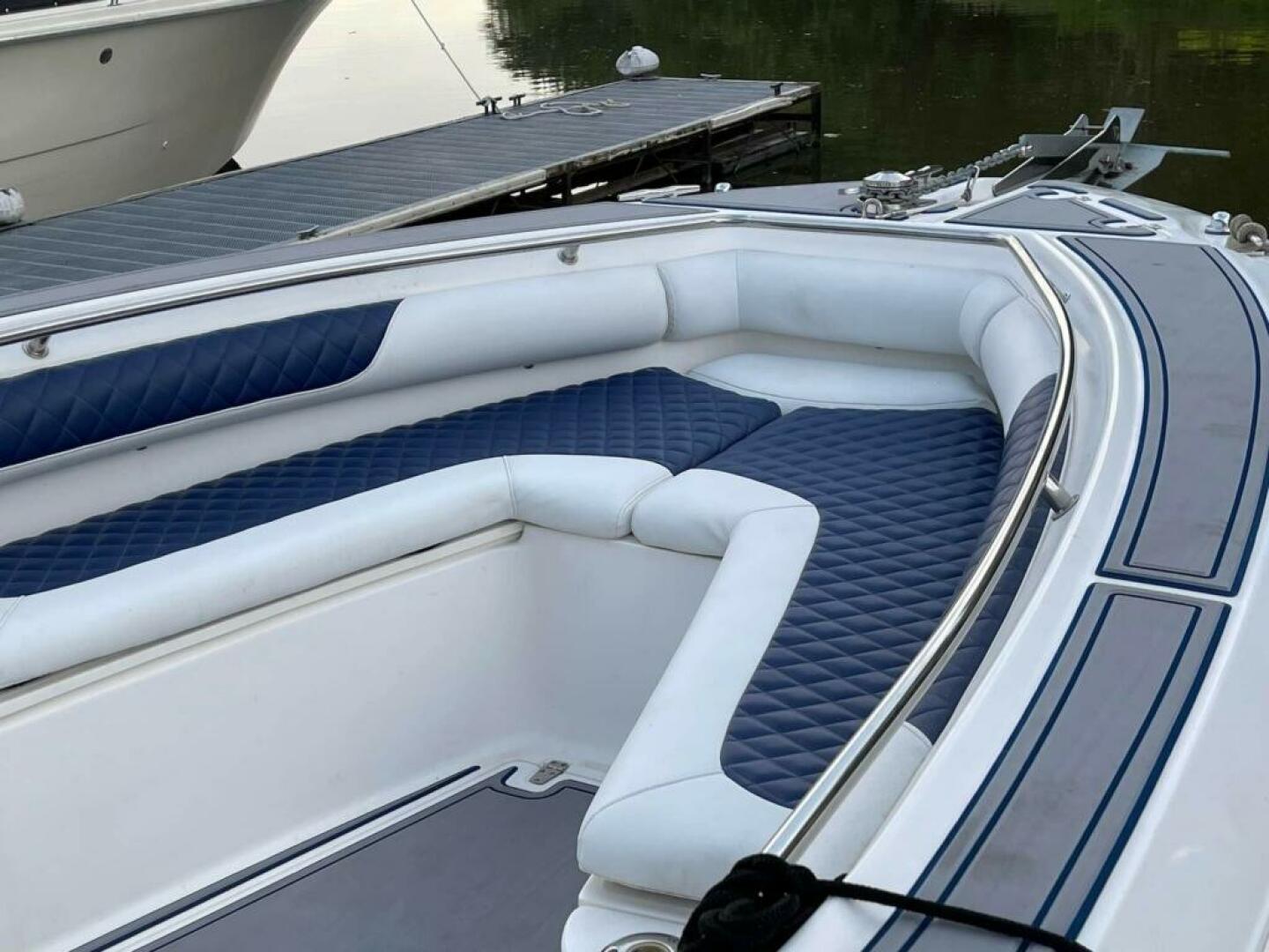 Slide: The Image of Boston Whaler 270 Outrage w/trailer 2004 - 5152442