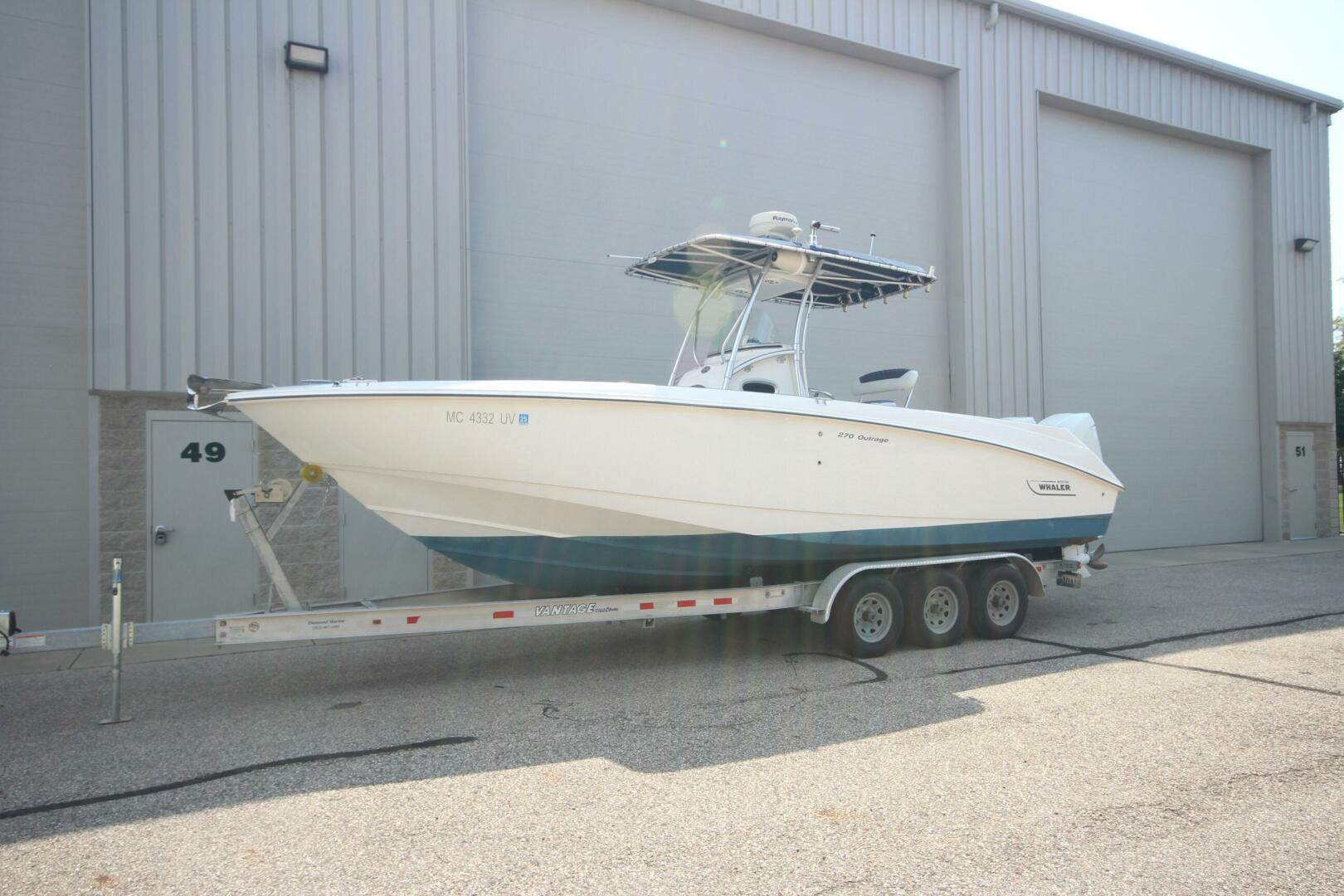 Slide: The Image of Boston Whaler 270 Outrage w/trailer 2004 - 5152455