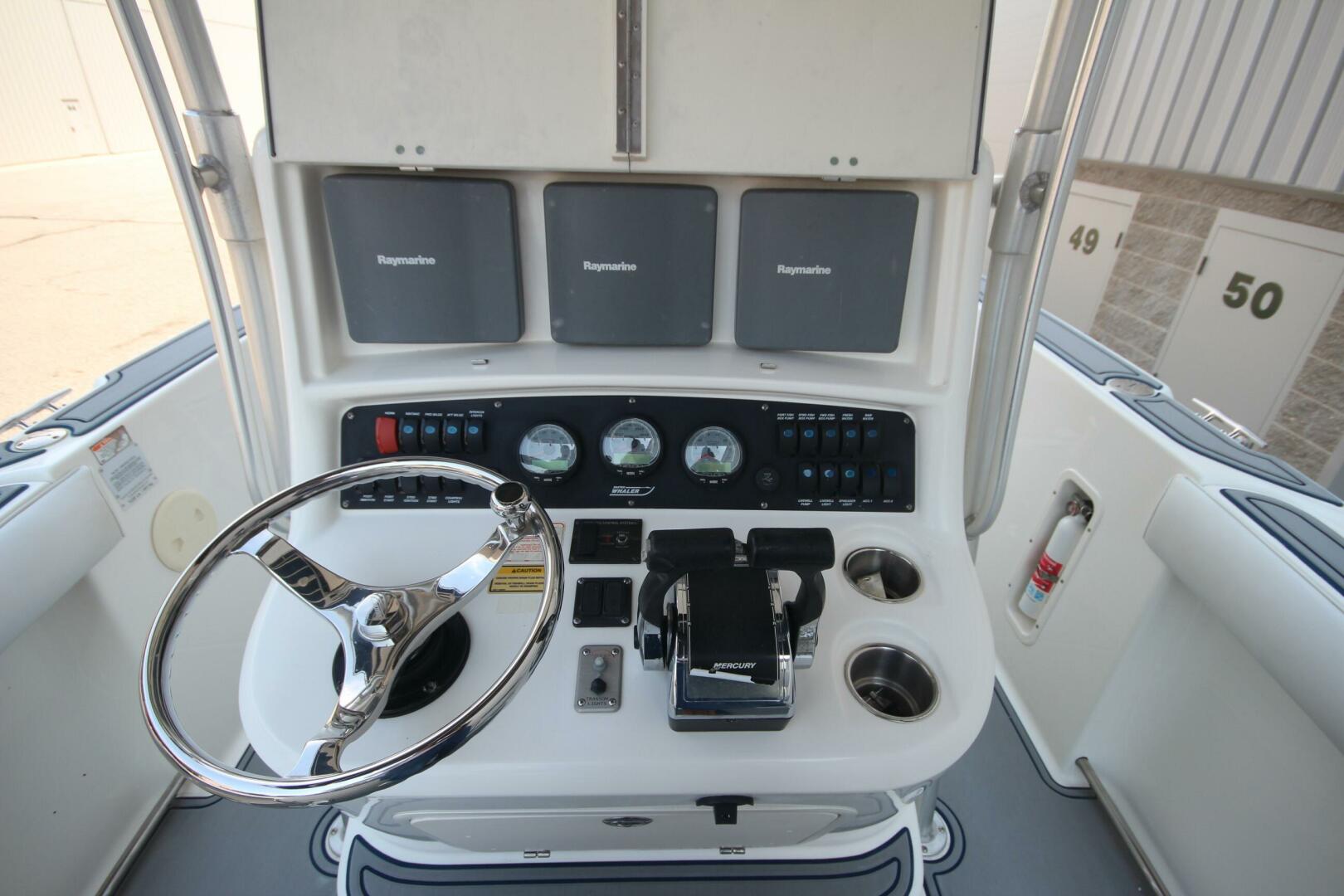 Slide: The Image of Boston Whaler 270 Outrage w/trailer 2004 - 5152470