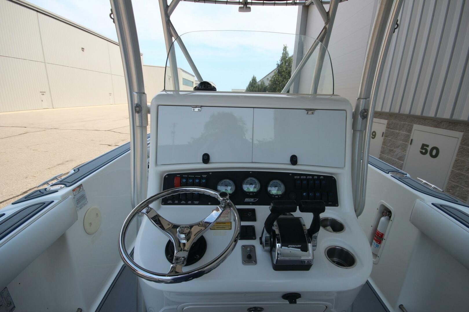 Slide: The Image of Boston Whaler 270 Outrage w/trailer 2004 - 5152471