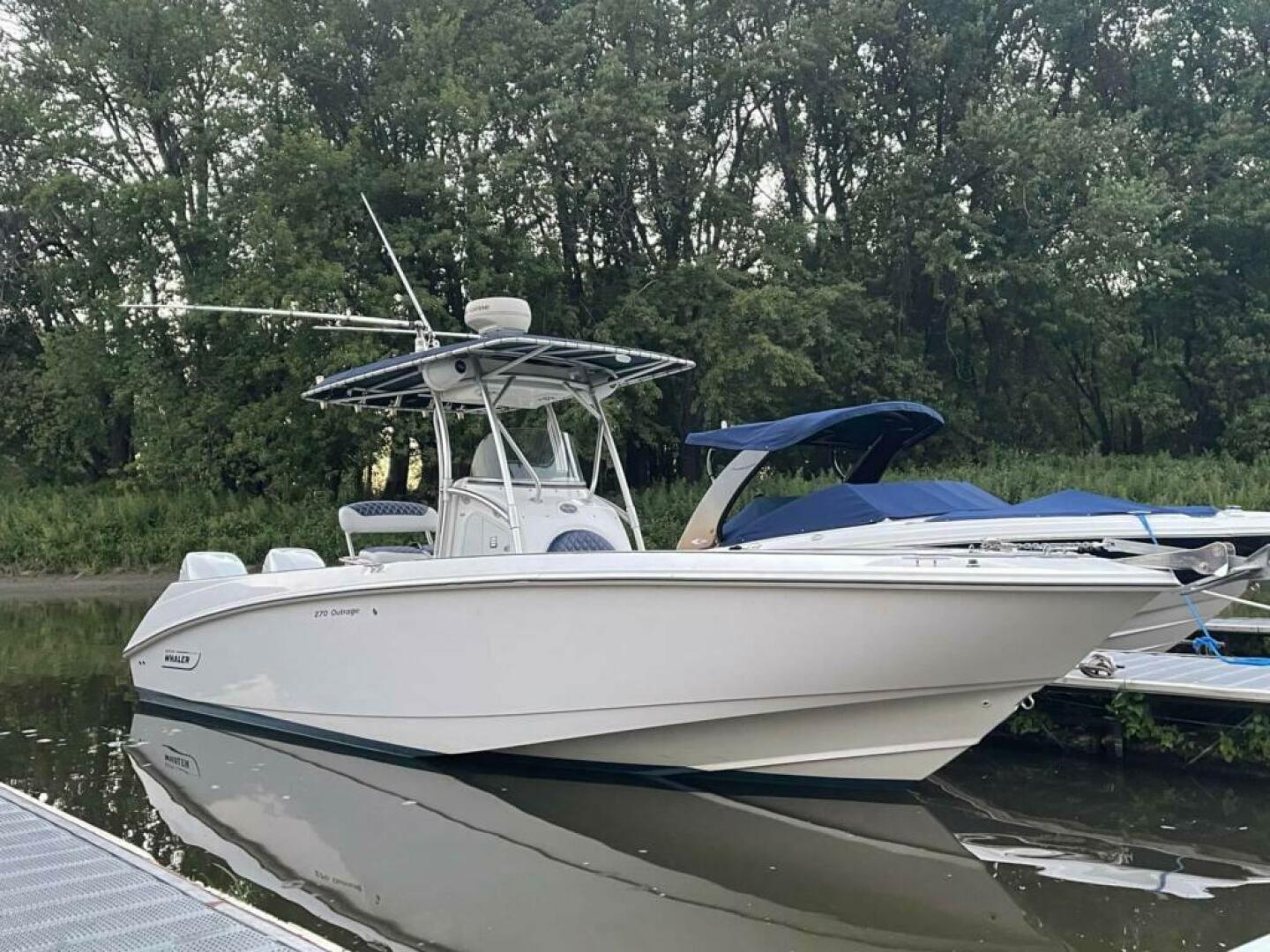 Slide: The Image of Boston Whaler 270 Outrage w/trailer 2004 - 5152490