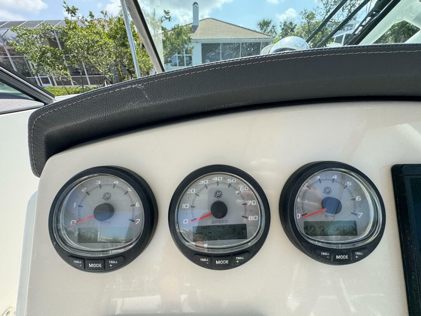 Slide: The Image of Boston Whaler 270 VANTAGE 2018 - 5317667