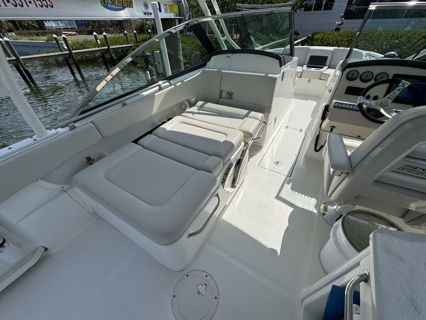 Slide: The Image of Boston Whaler 270 VANTAGE 2018 - 5317675