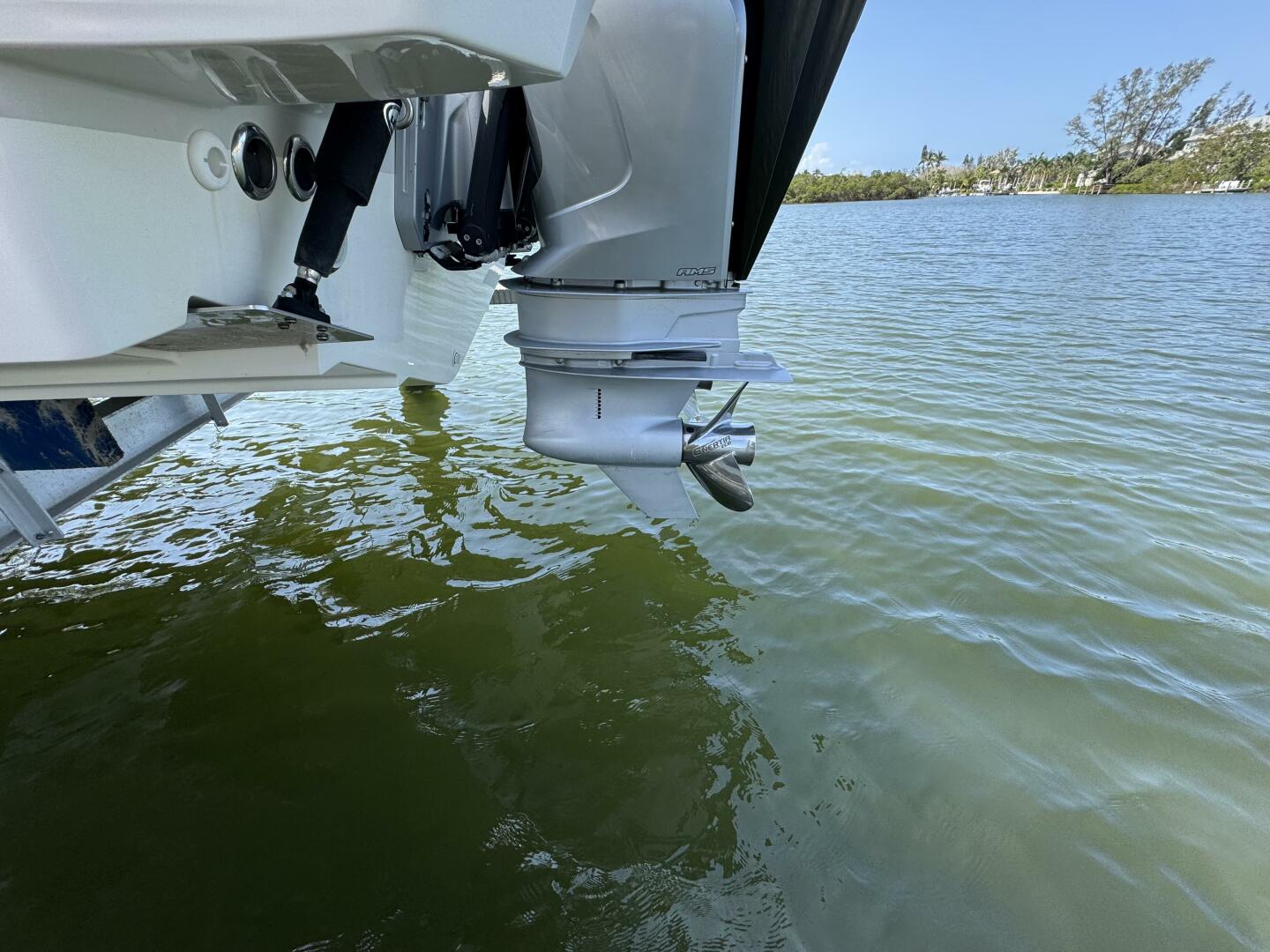 Slide: The Image of Boston Whaler 270 VANTAGE 2018 - 5317685