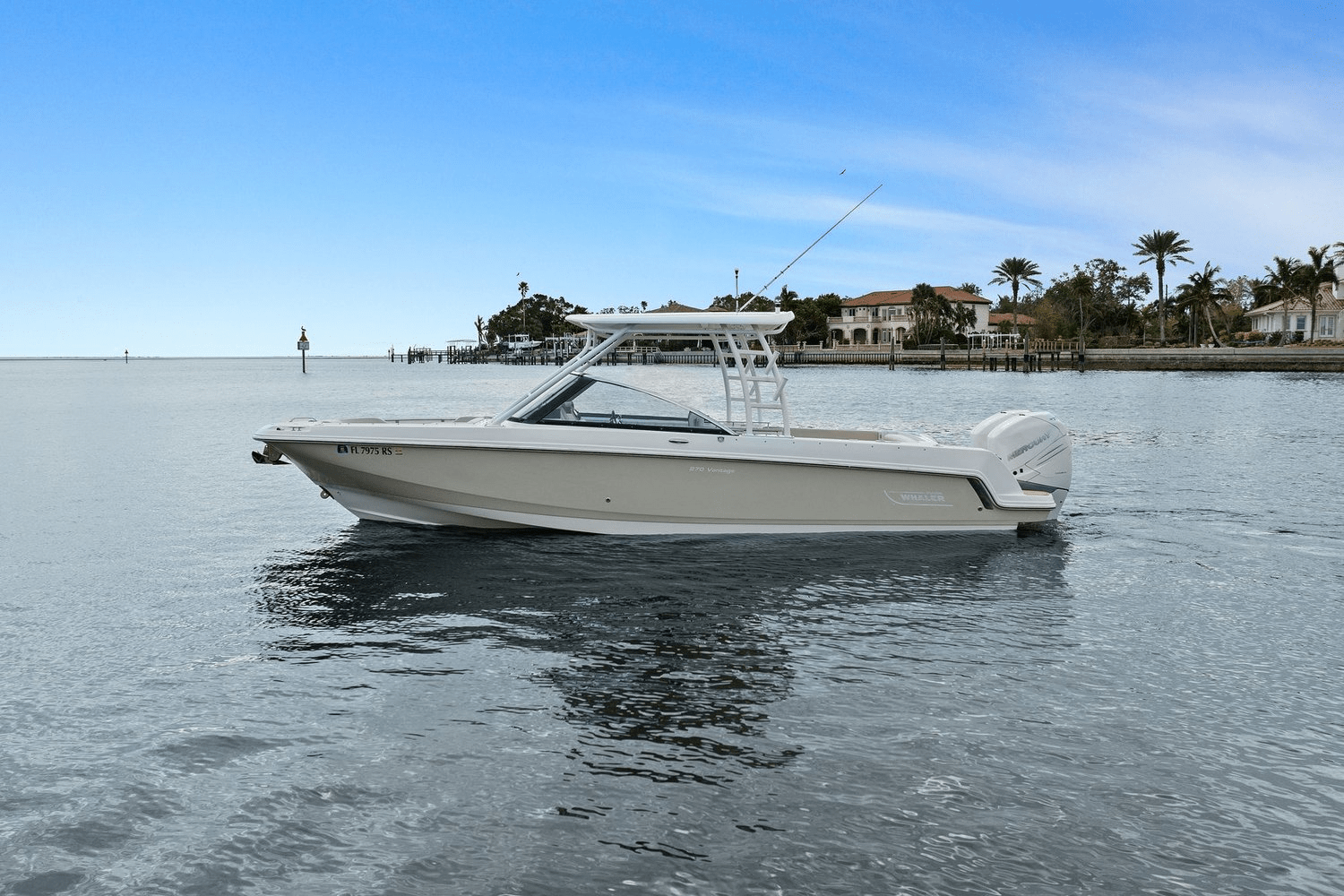 Slide: The Image of Boston Whaler 270 VANTAGE 2018 - 5