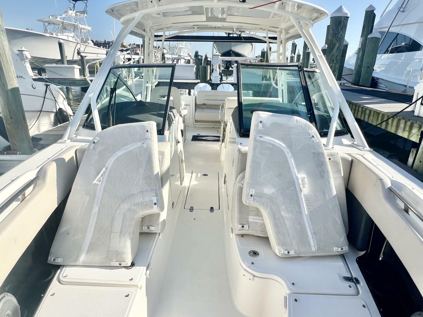Slide: The Image of Boston Whaler 270 Vantage 2019 - 4820304