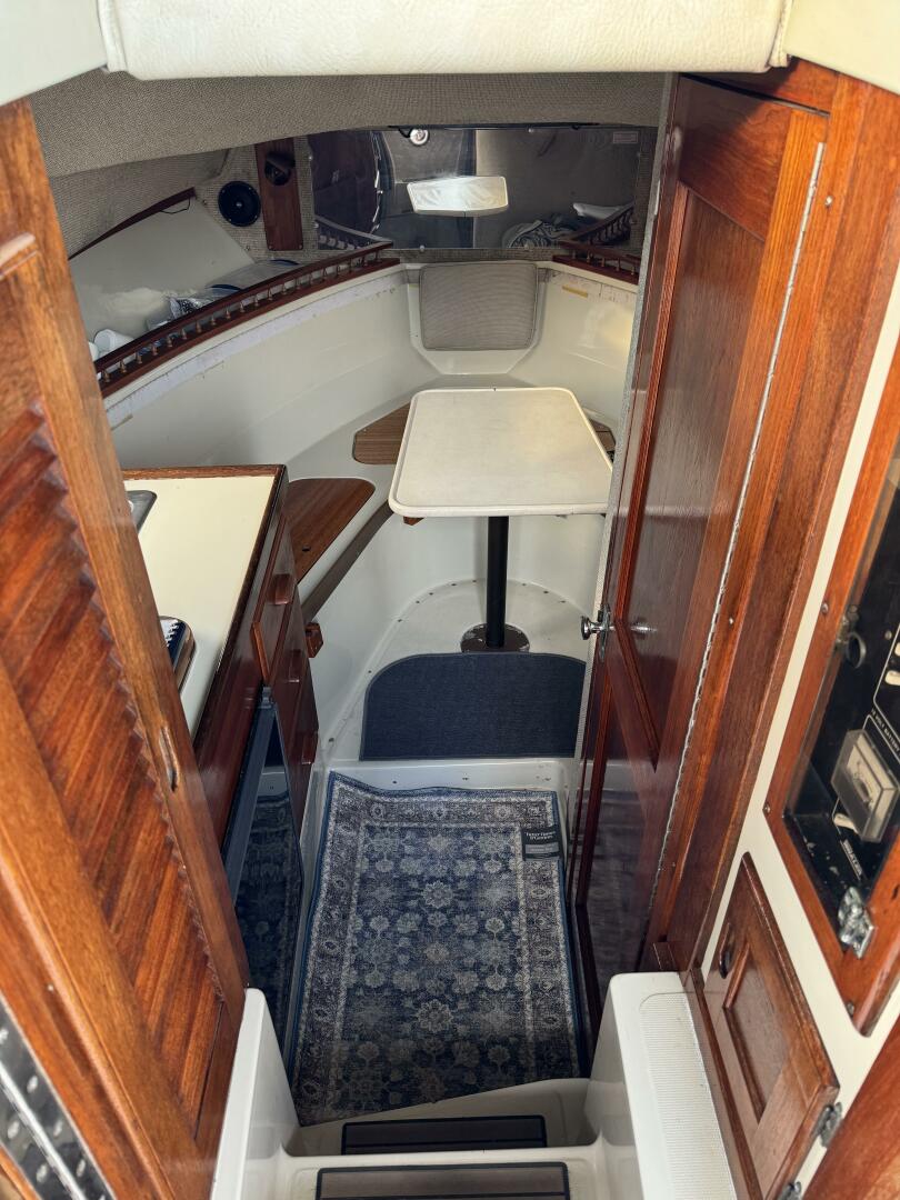 Slide: The Image of Boston Whaler 27 FC 1987 - 4449823