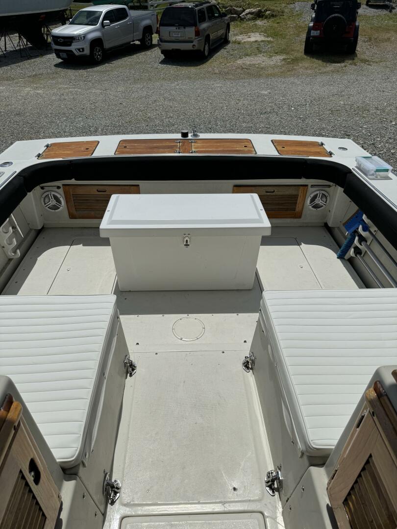 Slide: The Image of Boston Whaler 27 FC 1987 - 4449815