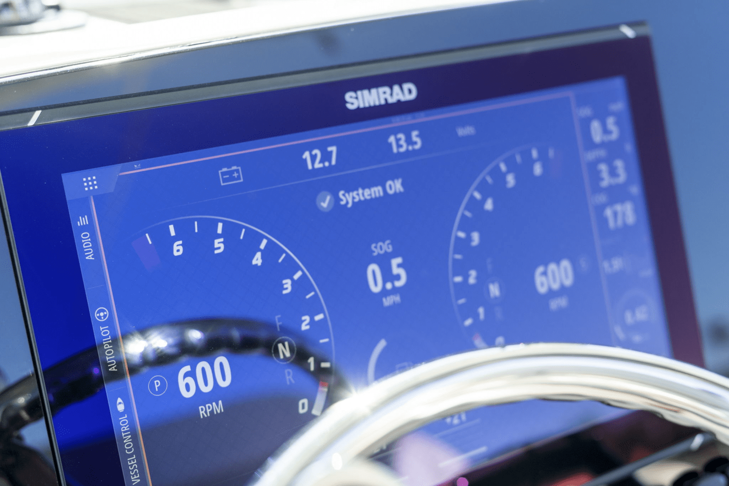 Slide: The Image of Boston Whaler 280 DAUNTLESS 2023 - 28