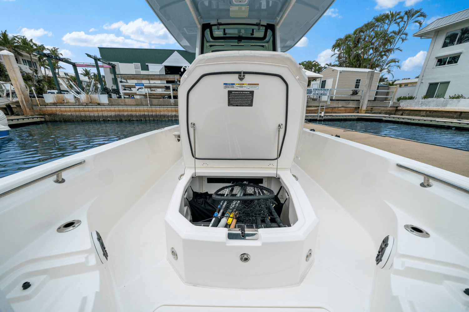 Slide: The Image of Boston Whaler 280 DAUNTLESS 2023 - 33