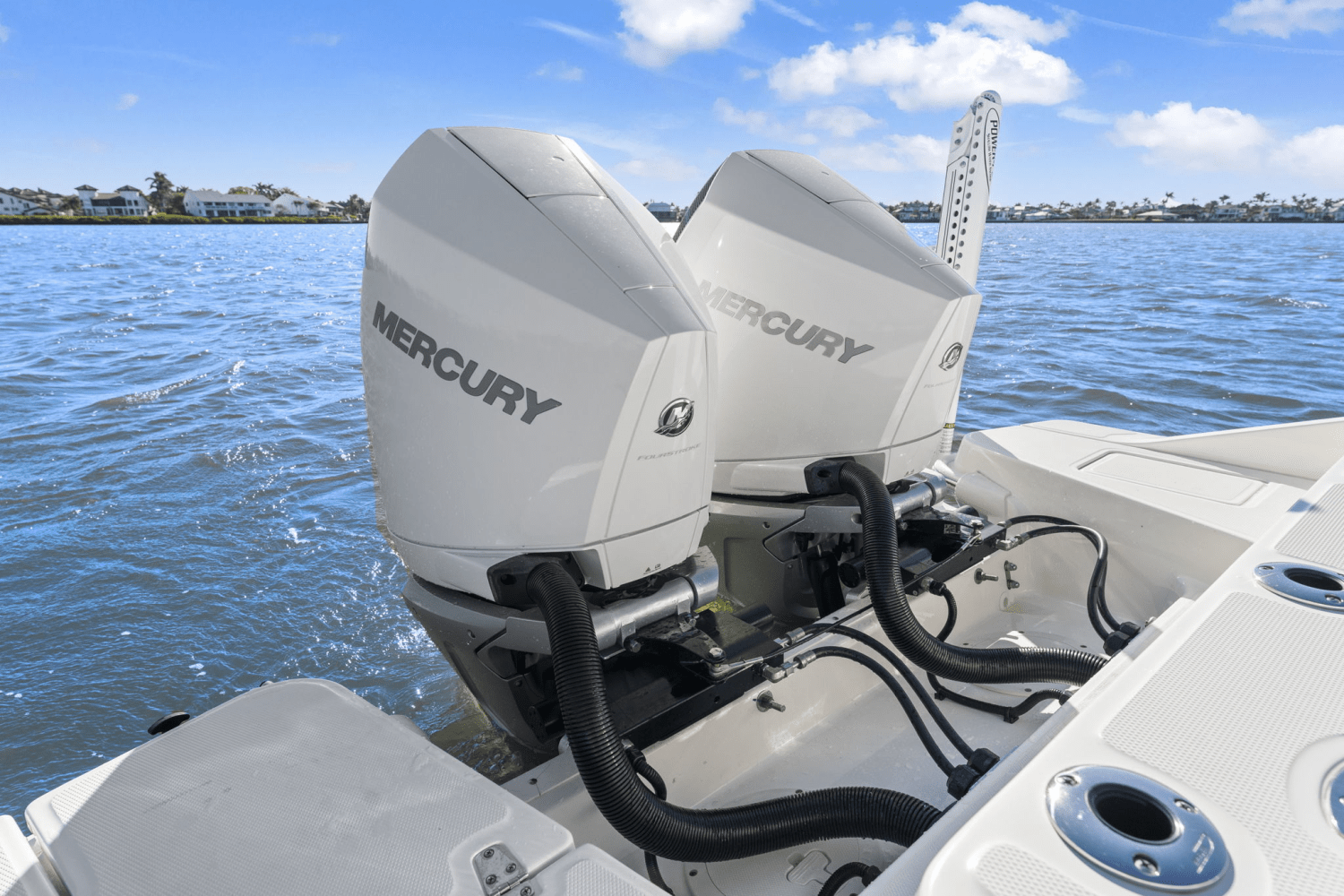 Slide: The Image of Boston Whaler 280 DAUNTLESS 2023 - 44