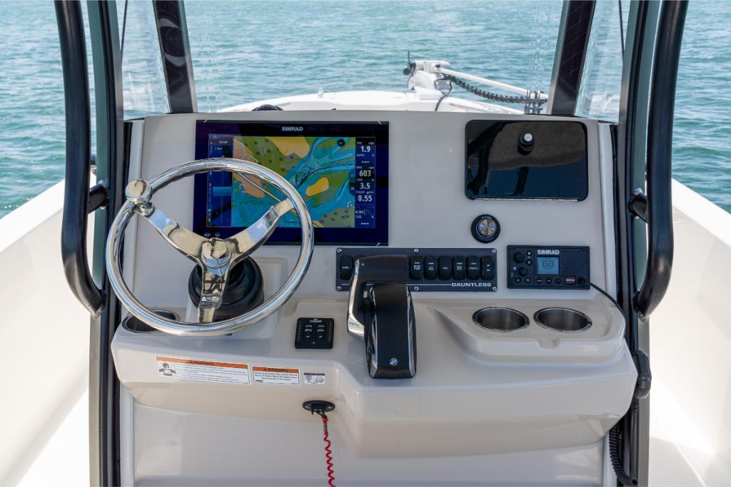Slide: The Image of Boston Whaler 280 Dauntless 2026 - 102