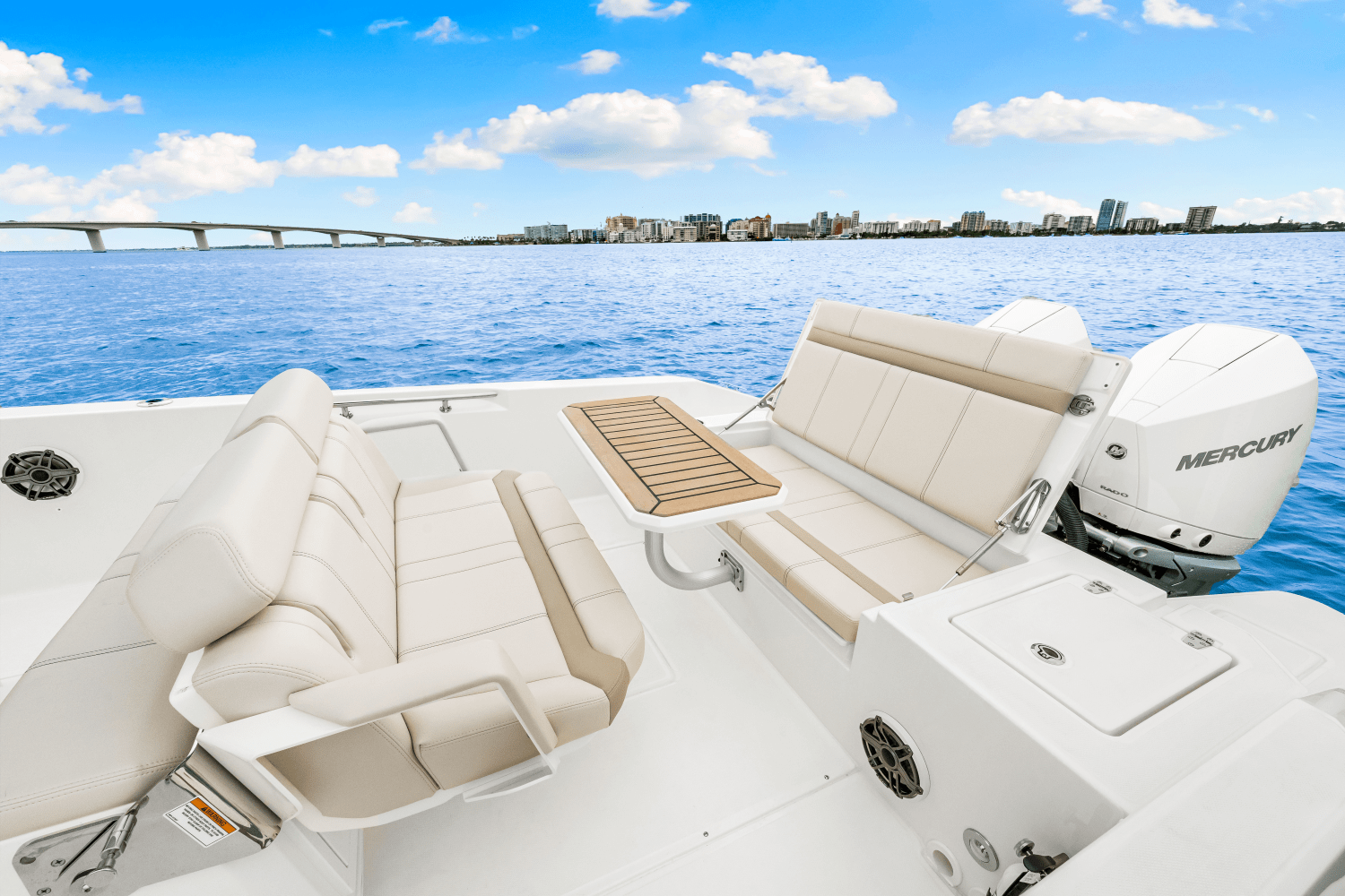 Slide: The Image of Boston Whaler 280 Dauntless 2026 - 14