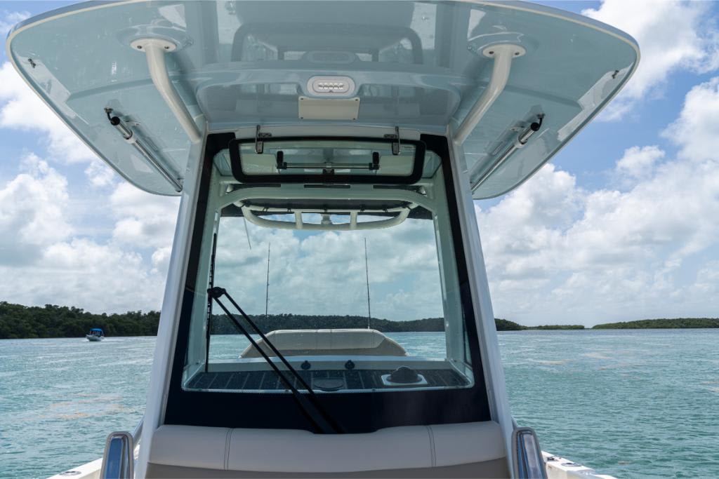 Slide: The Image of Boston Whaler 280 Dauntless 2026 - 26