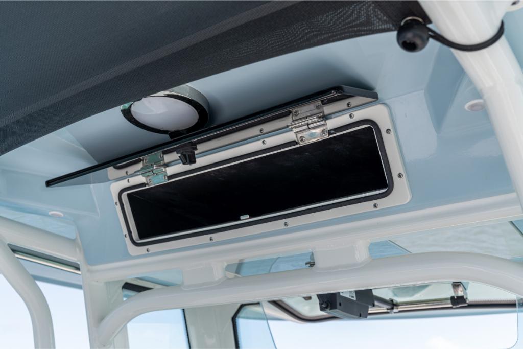 Slide: The Image of Boston Whaler 280 Dauntless 2026 - 27