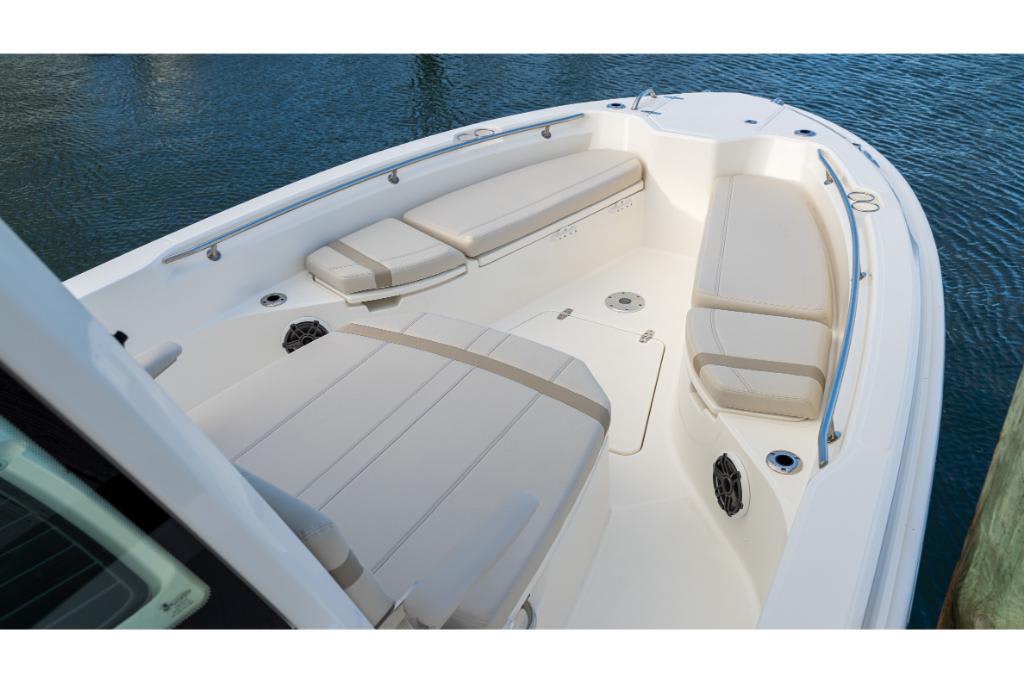 Slide: The Image of Boston Whaler 280 Dauntless 2026 - 59