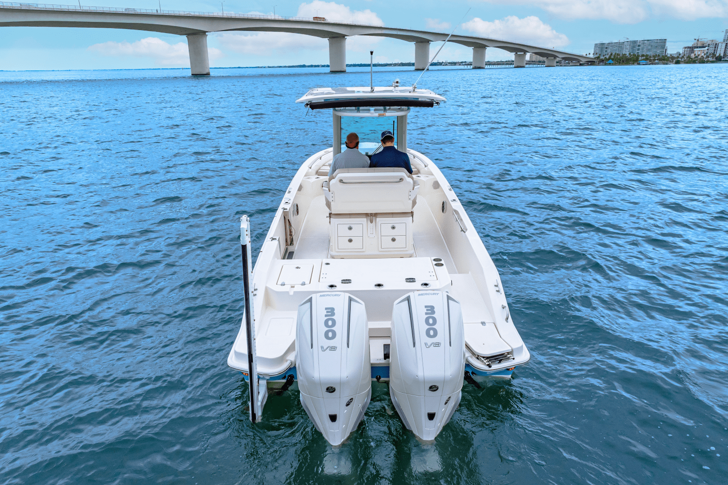 Slide: The Image of Boston Whaler 280 Dauntless 2026 - 7