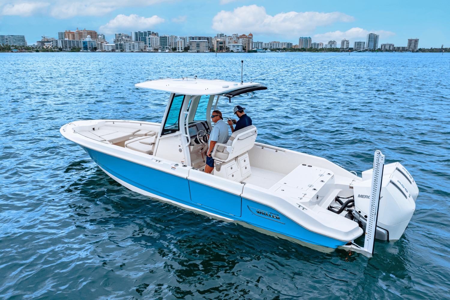 Slide: The Image of Boston Whaler 280 Dauntless 2026 - 8